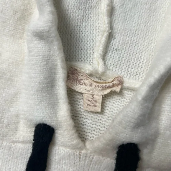 Hem & Thread Hooded Women’s Sweater Size Small White/Cream with Black Polka Dots - Picture 2 of 4